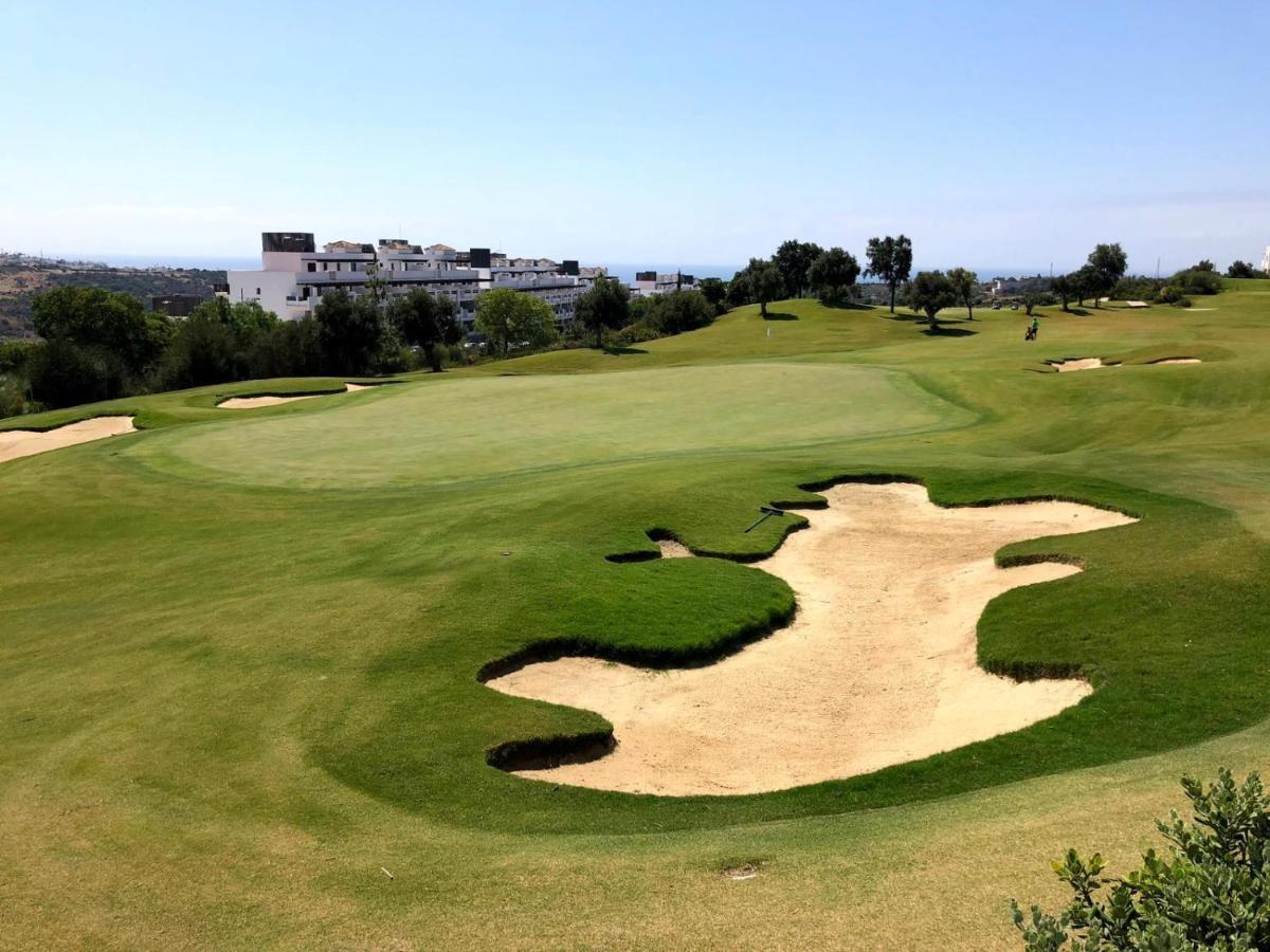 Casa Catalina Beach And Golf Apartment Estepona Exterior photo