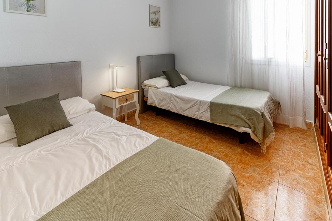 Casa Catalina Beach And Golf Apartment Estepona Exterior photo