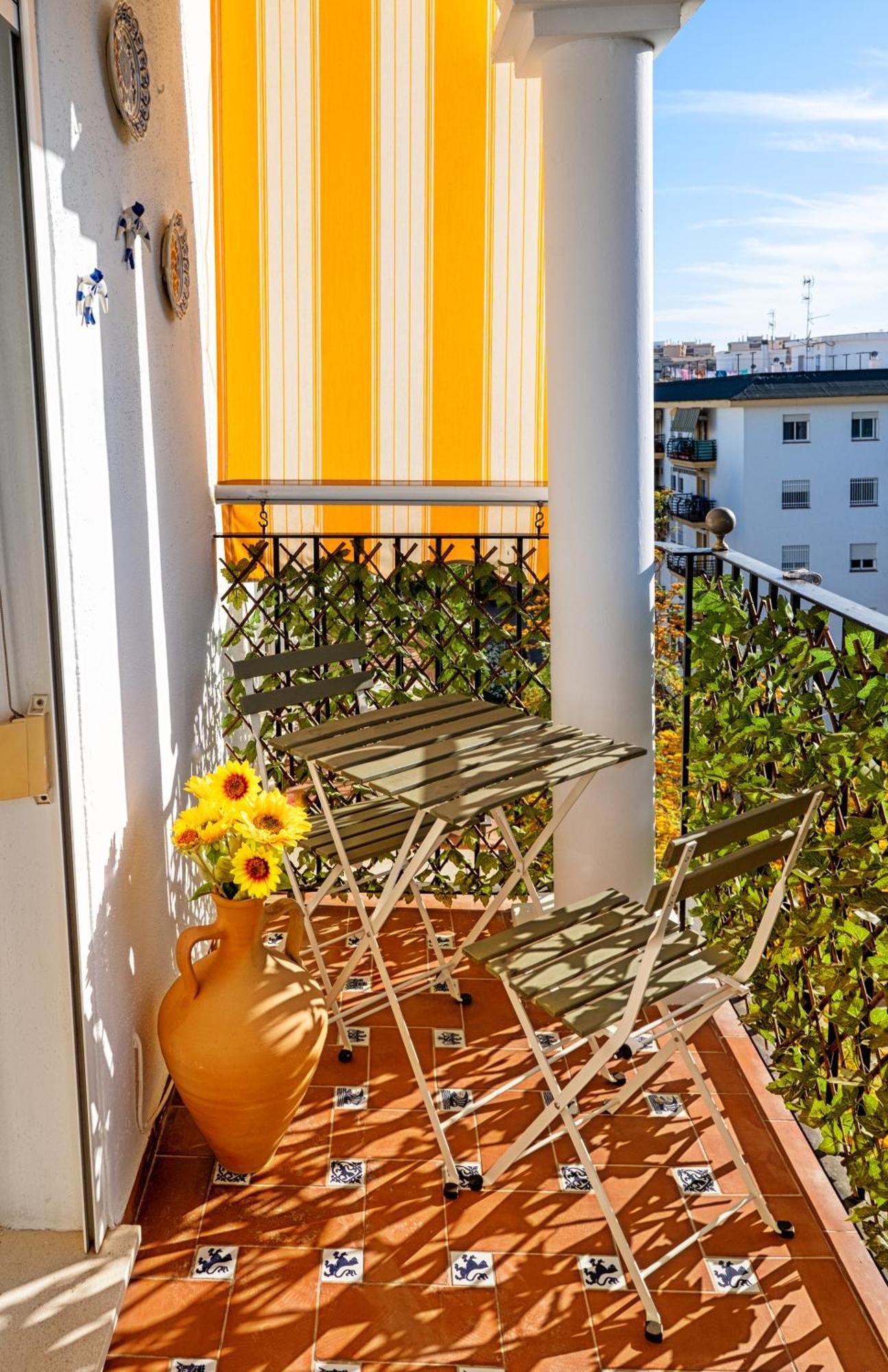 Casa Catalina Beach And Golf Apartment Estepona Exterior photo